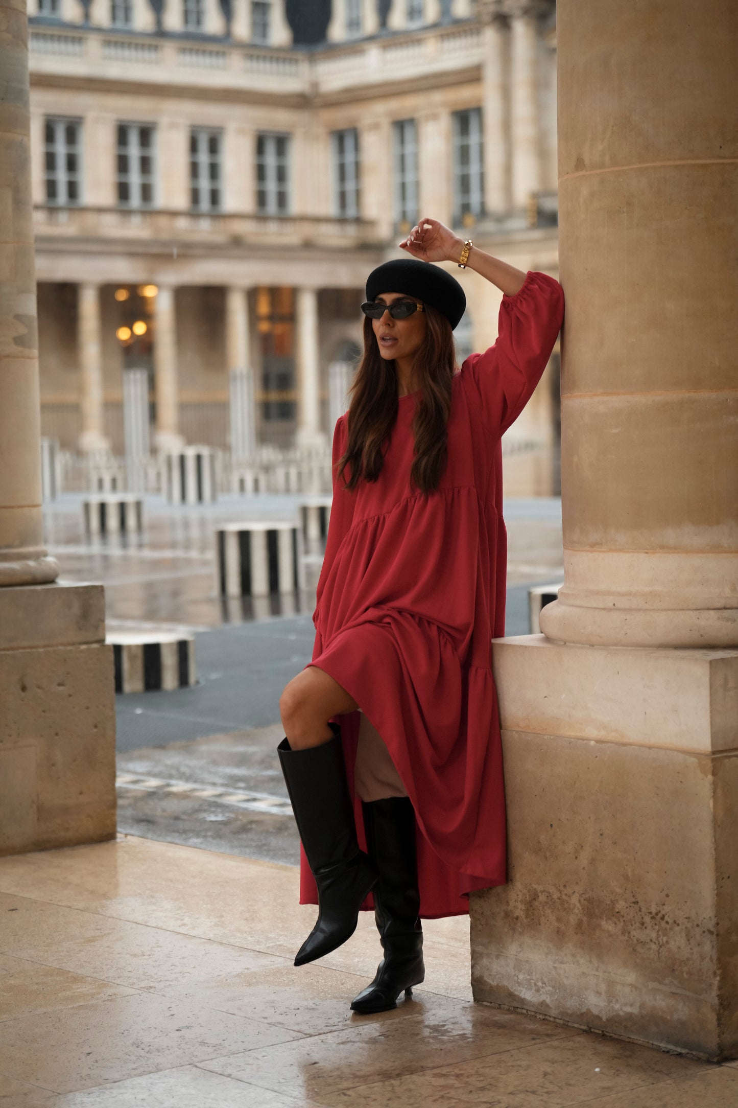 Vestido largo con volantes en rojo