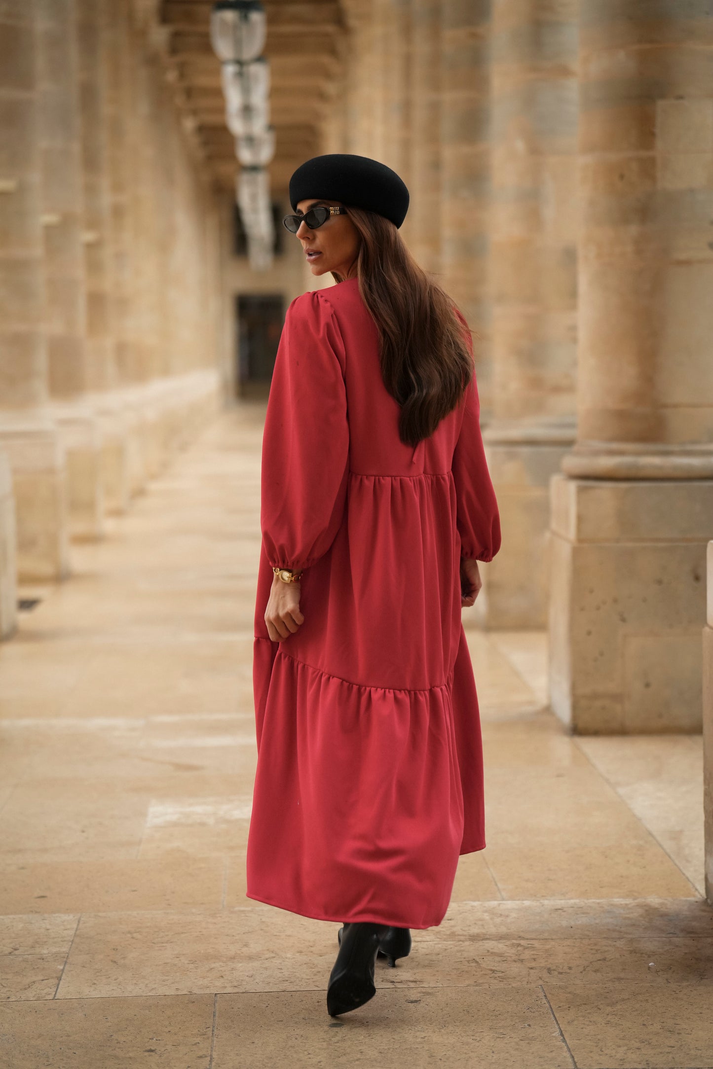 Vestido largo con volantes en rojo