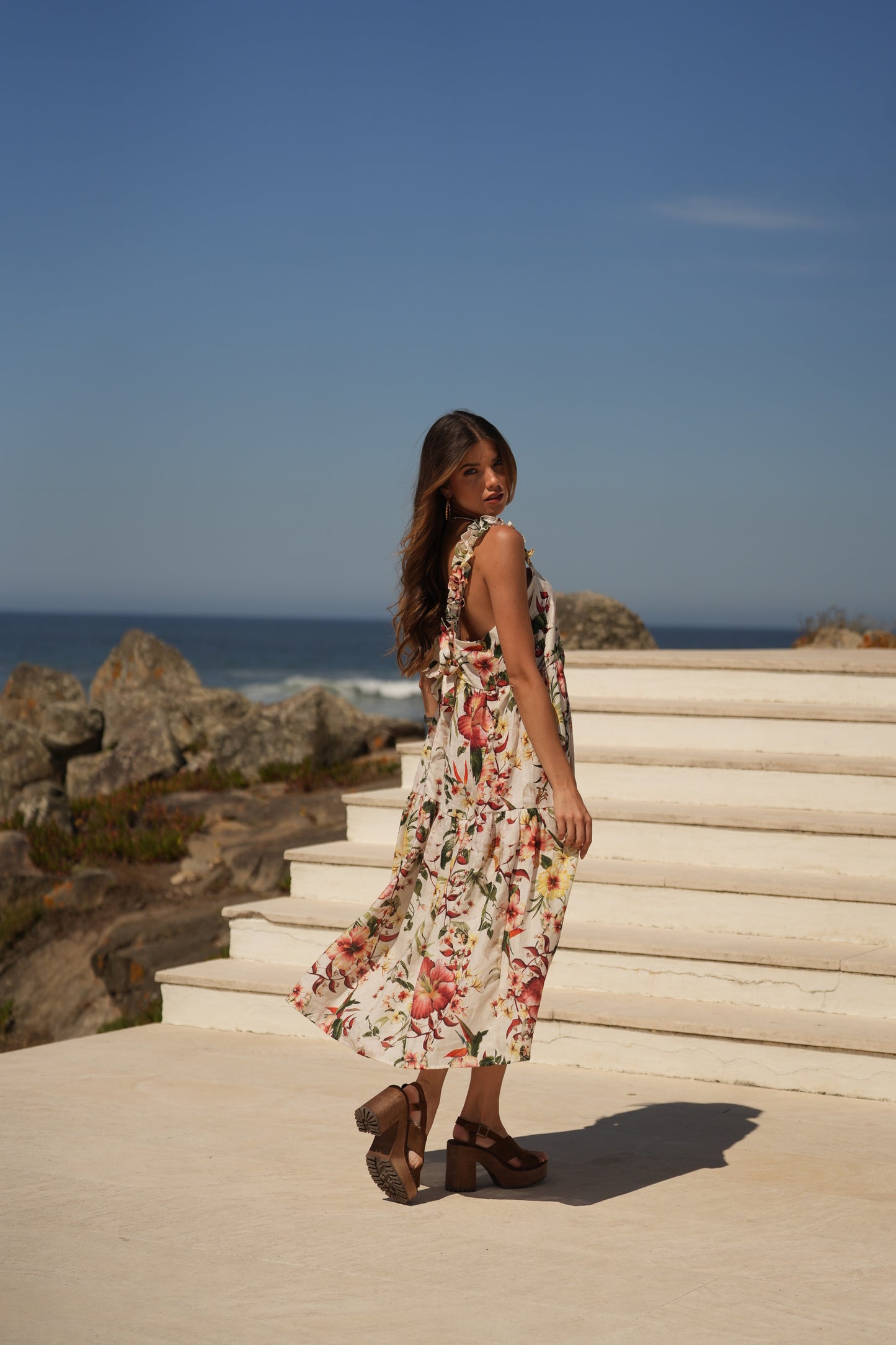 Vestido largo de tirantes estampado