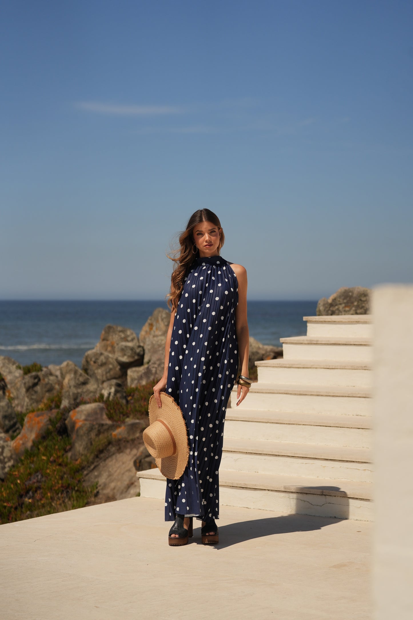 Vestido plisado estampado de lunares