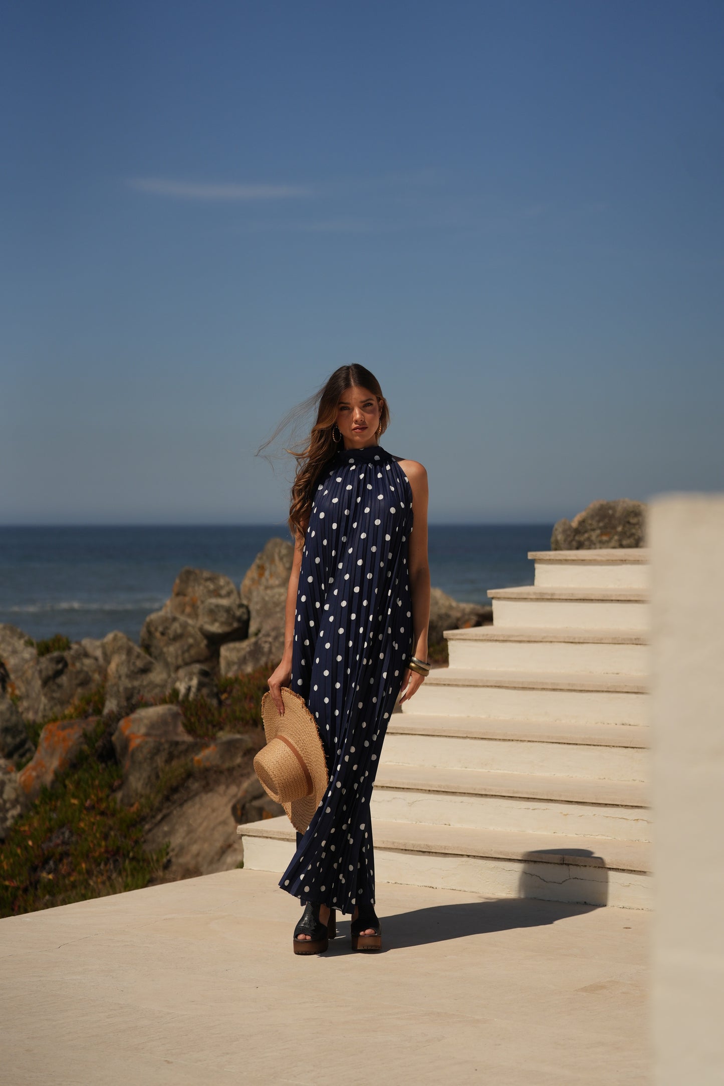 Vestido plisado estampado de lunares