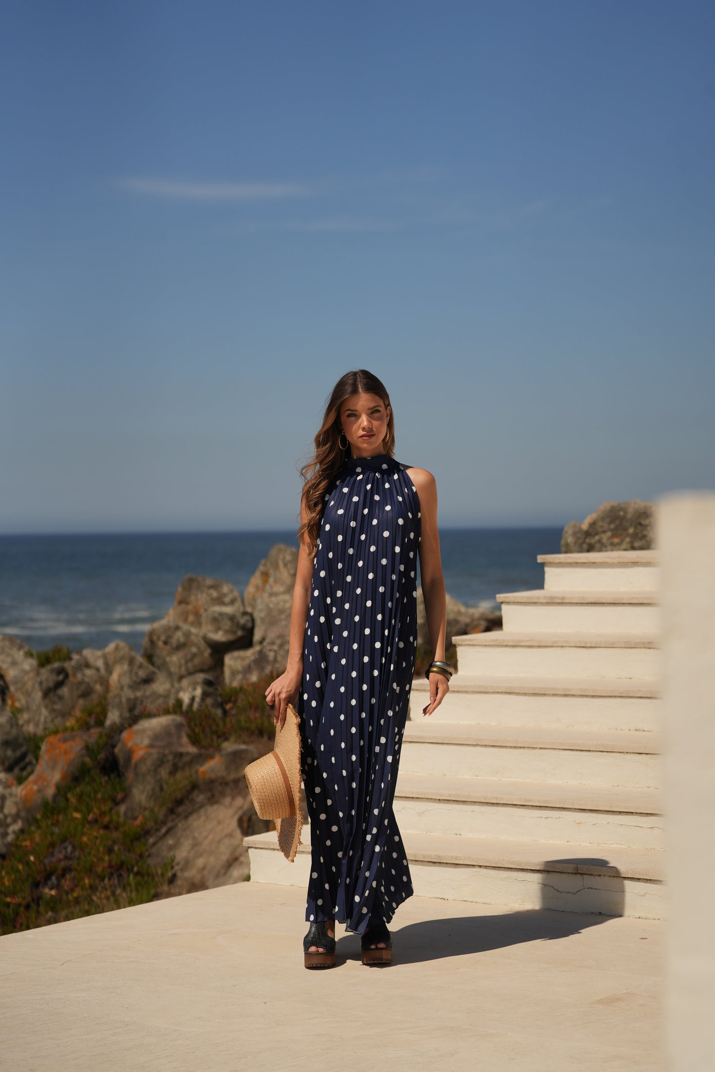 Vestido plisado estampado de lunares