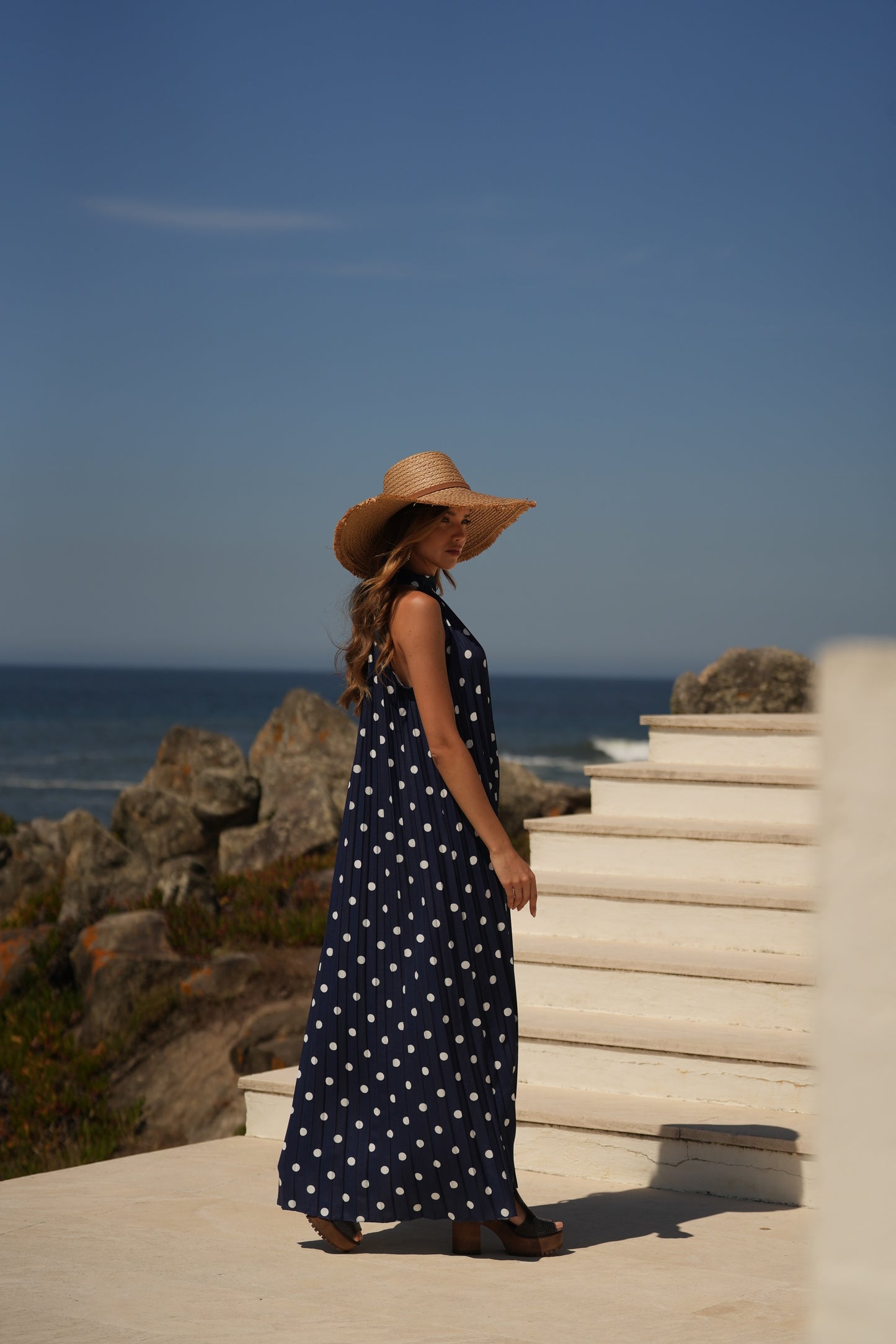Vestido plisado estampado de lunares