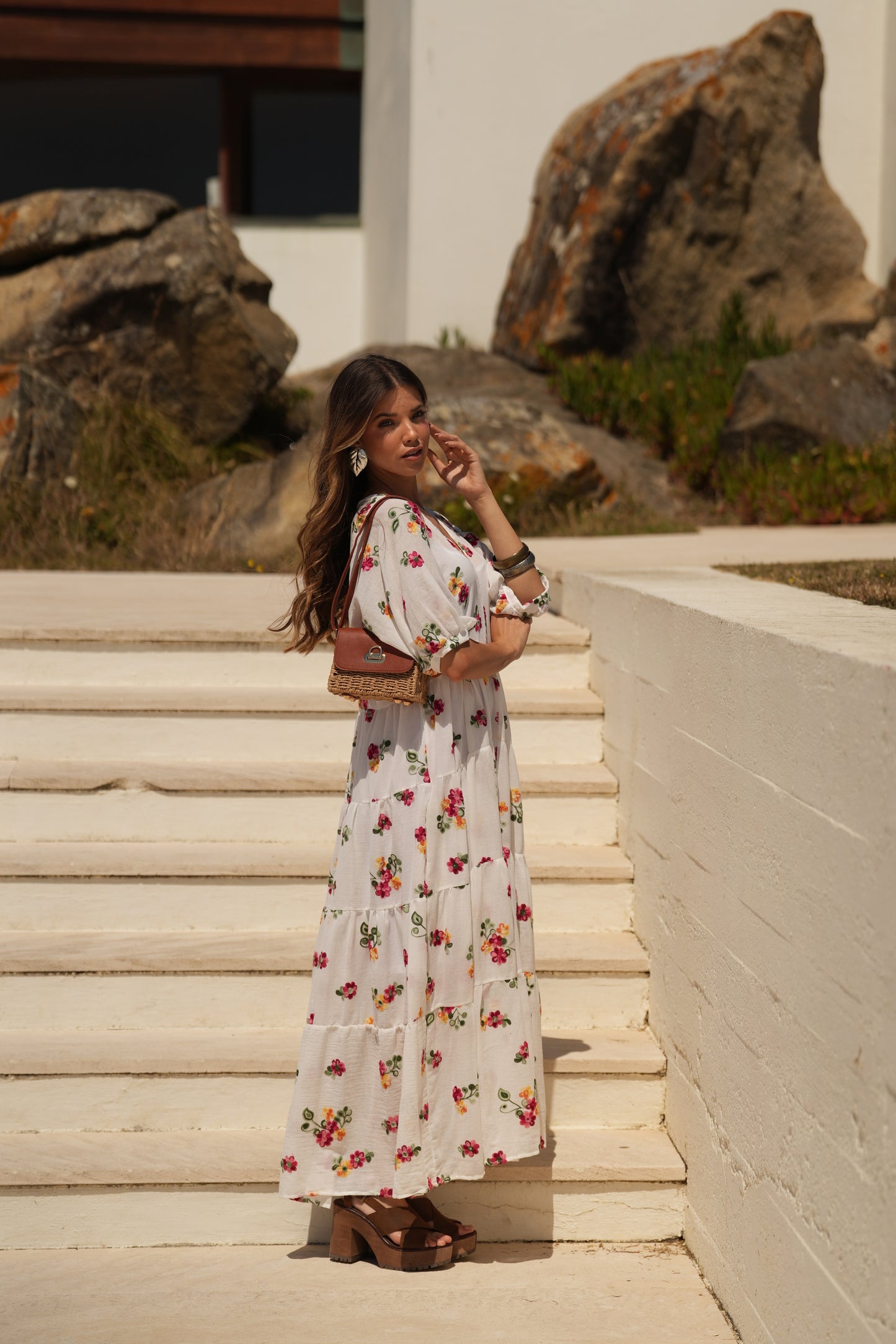 Vestido largo blanco con flores