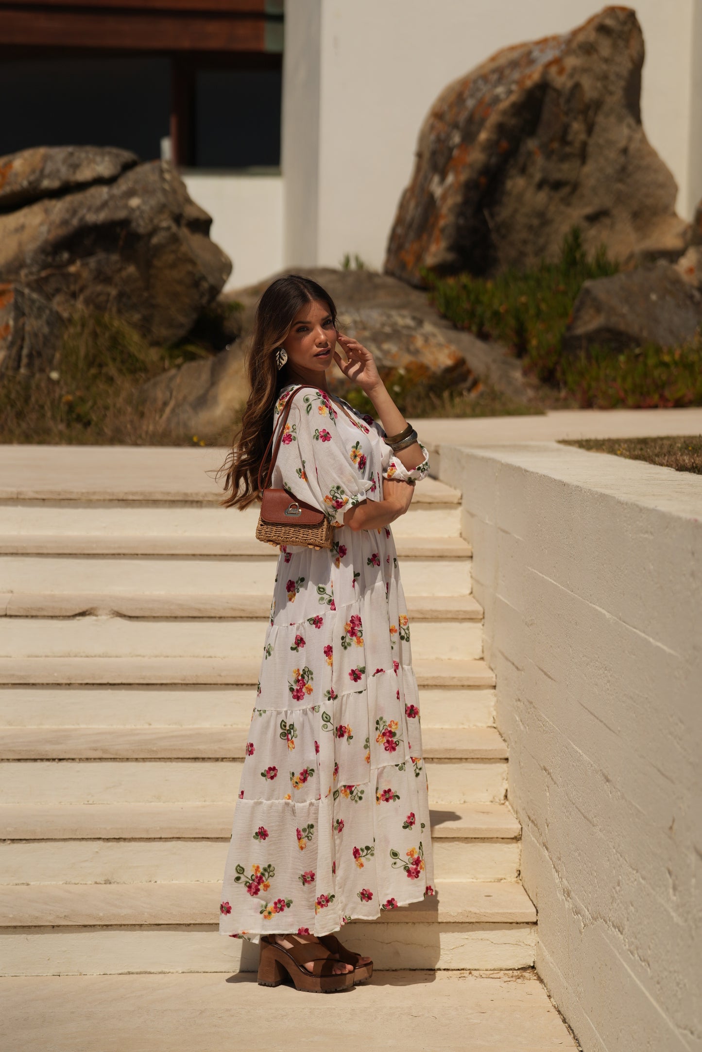Vestido largo blanco con flores