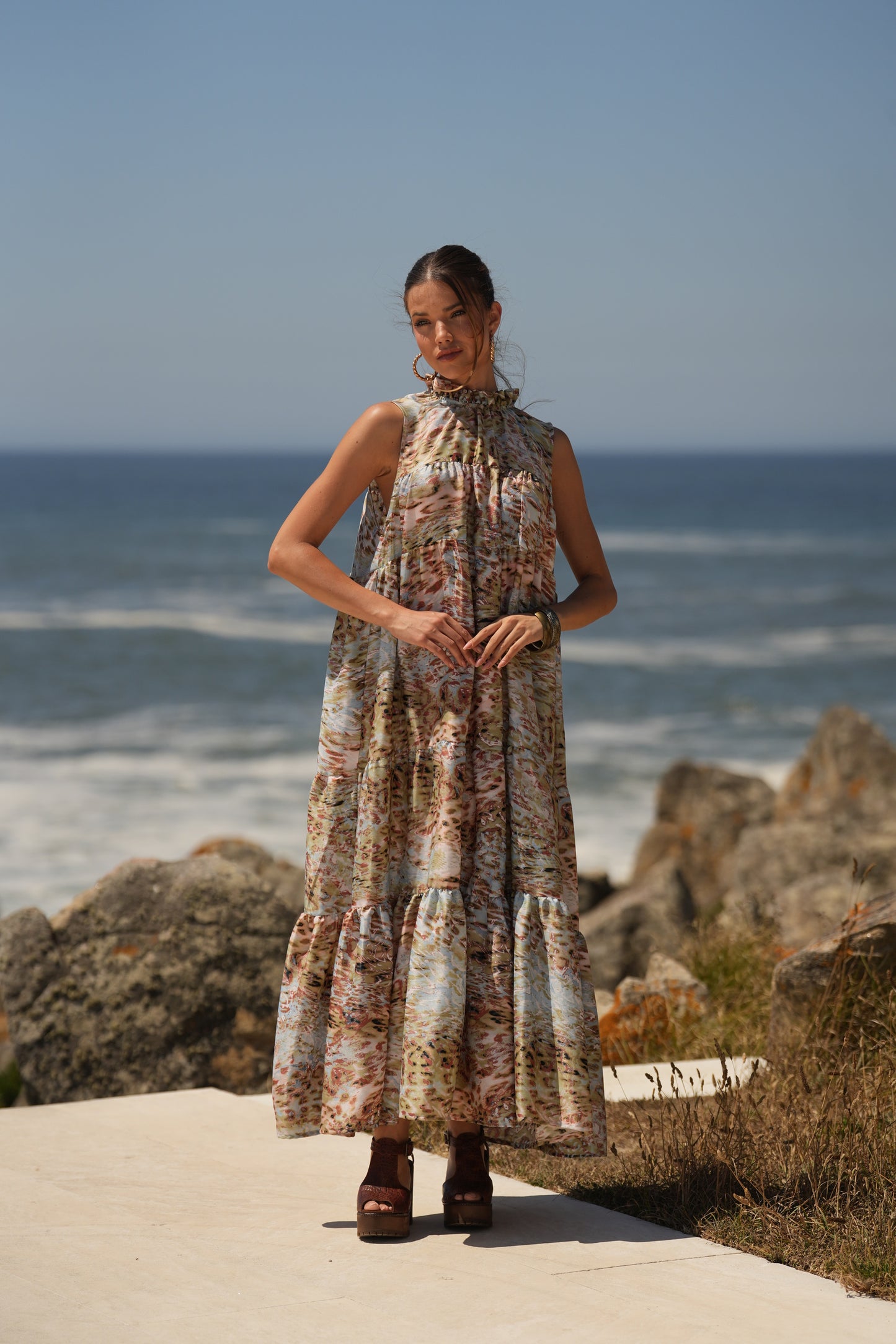 Vestido largo de seda estampada
