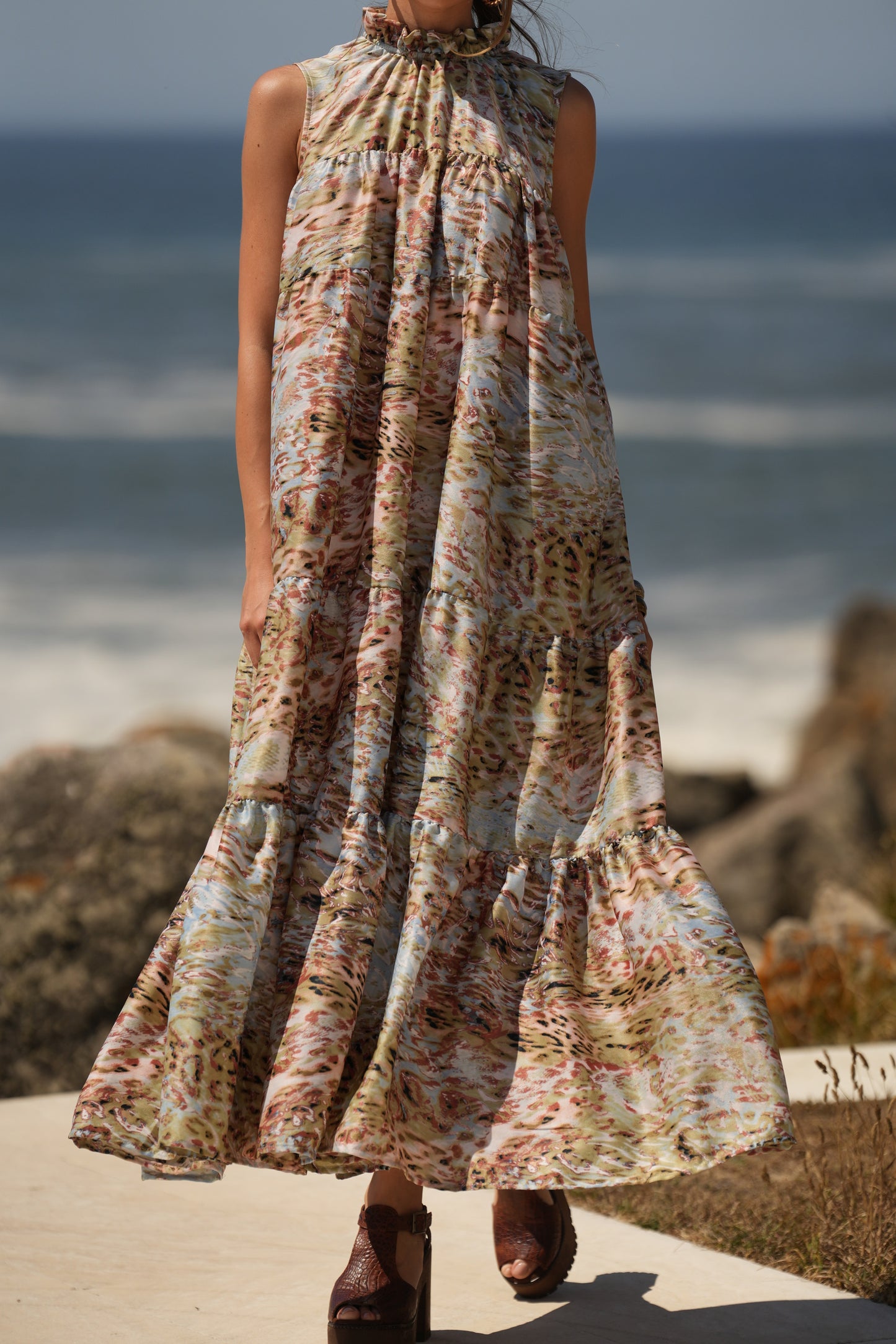 Vestido largo de seda estampada