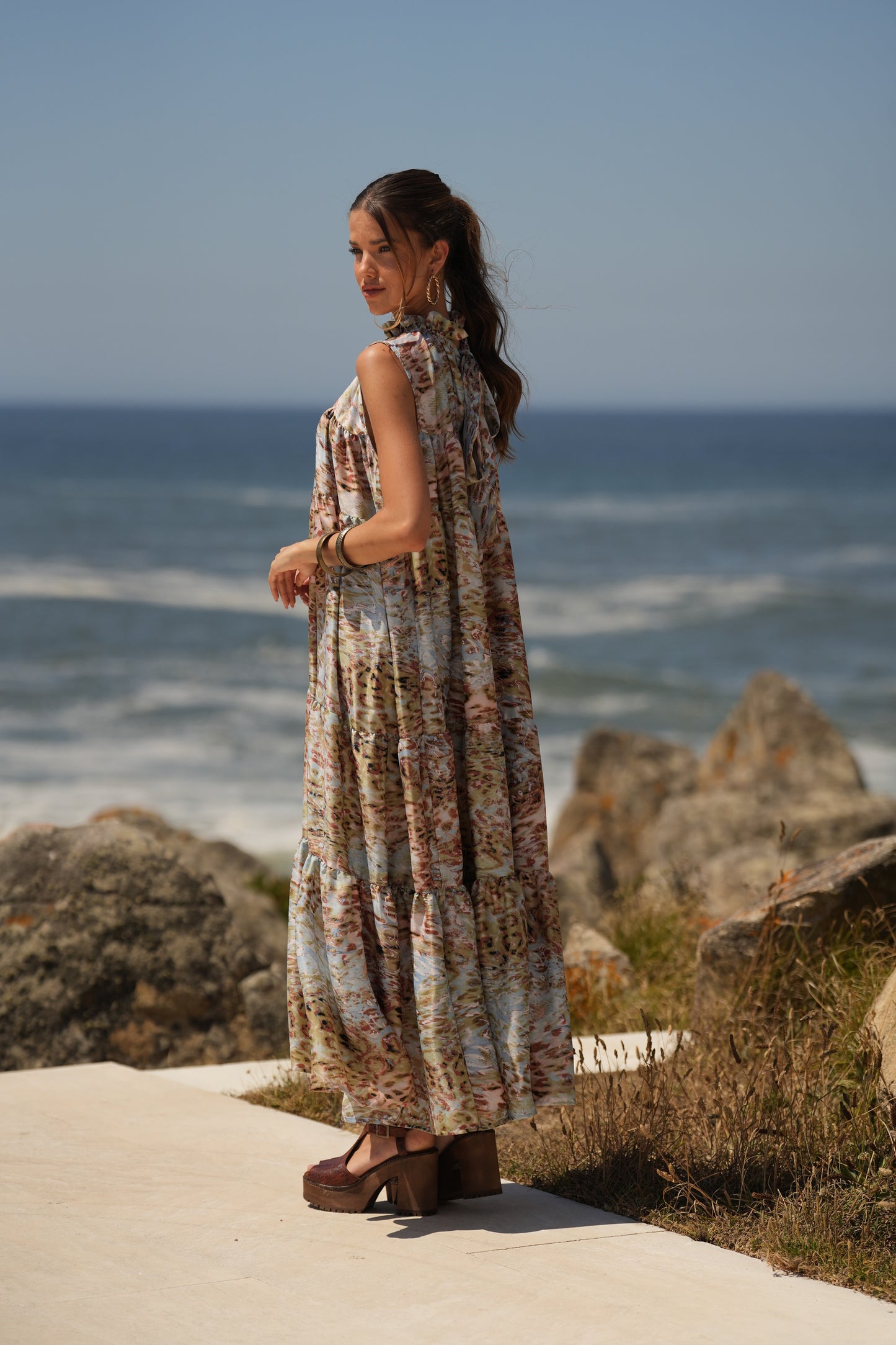 Vestido largo de seda estampada