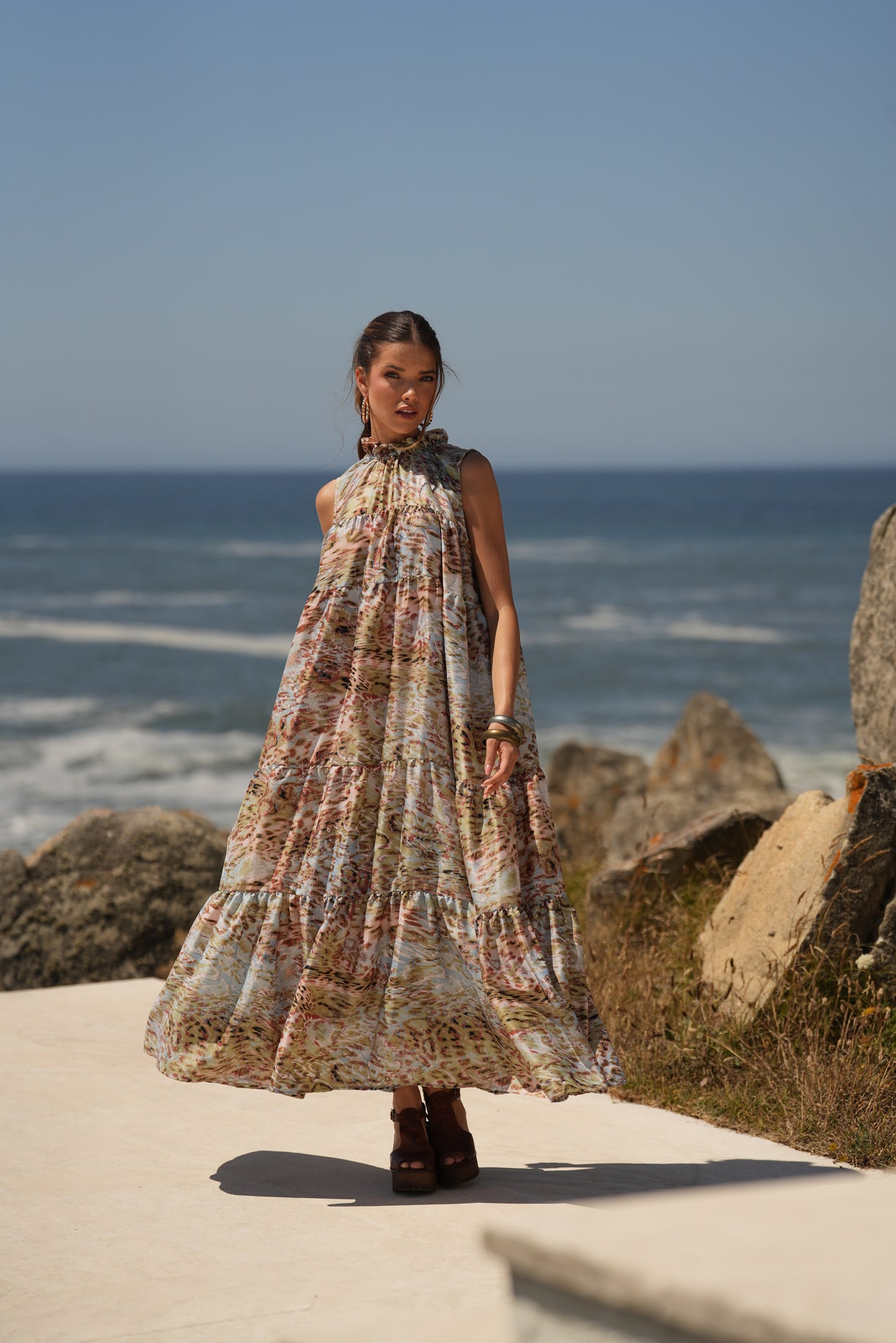 Vestido largo de seda estampada