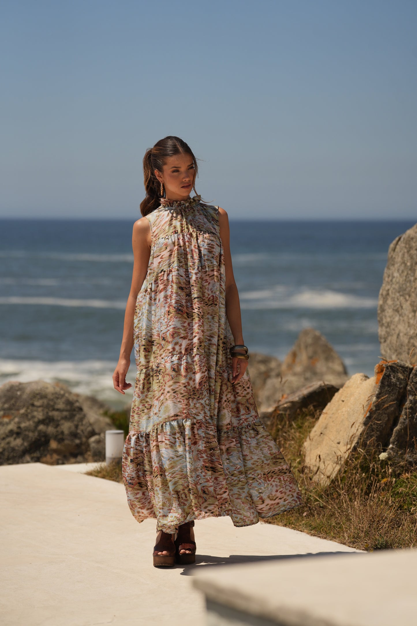 Vestido largo de seda estampada