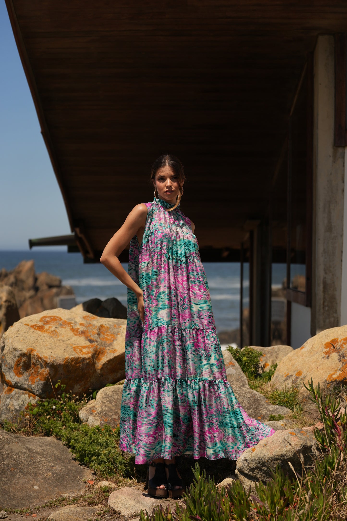 Vestido largo de seda estampada