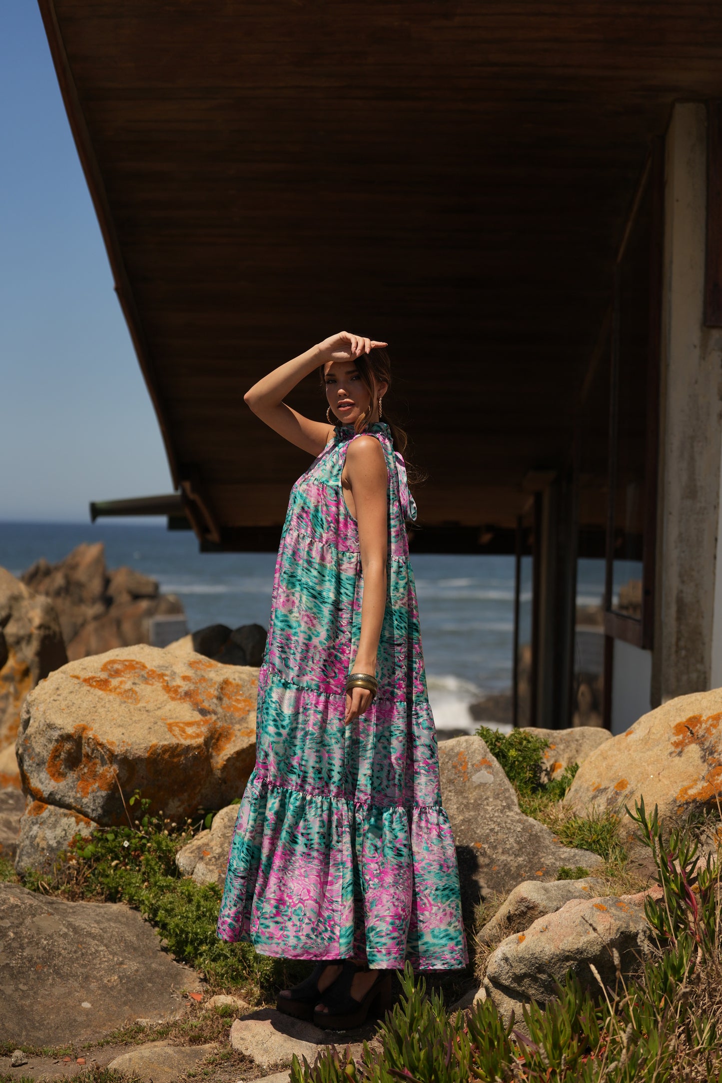Vestido largo de seda estampada
