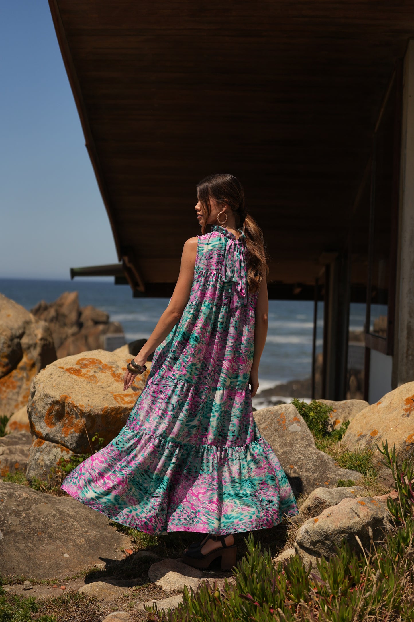 Vestido largo de seda estampada