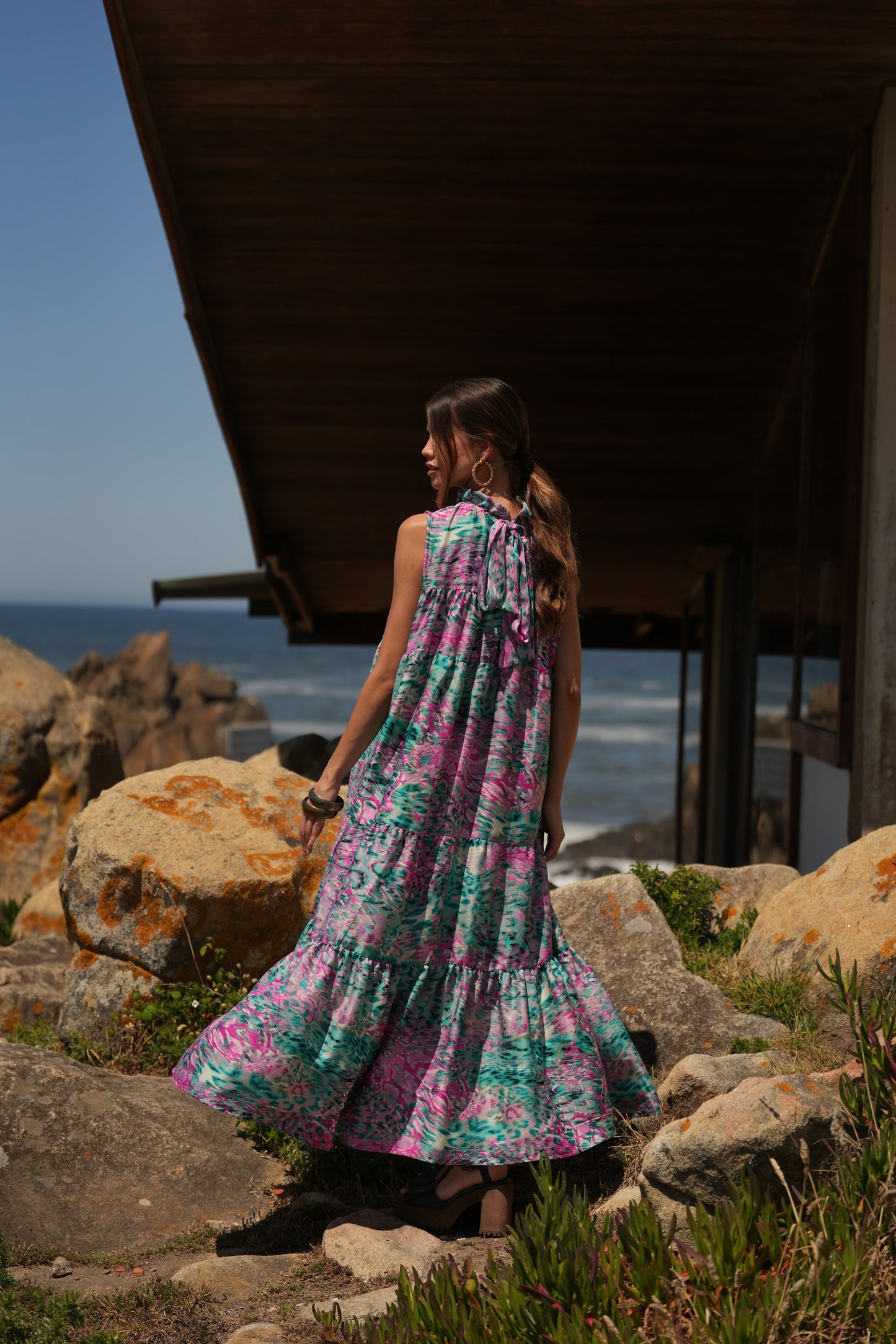 Vestido largo de seda estampada