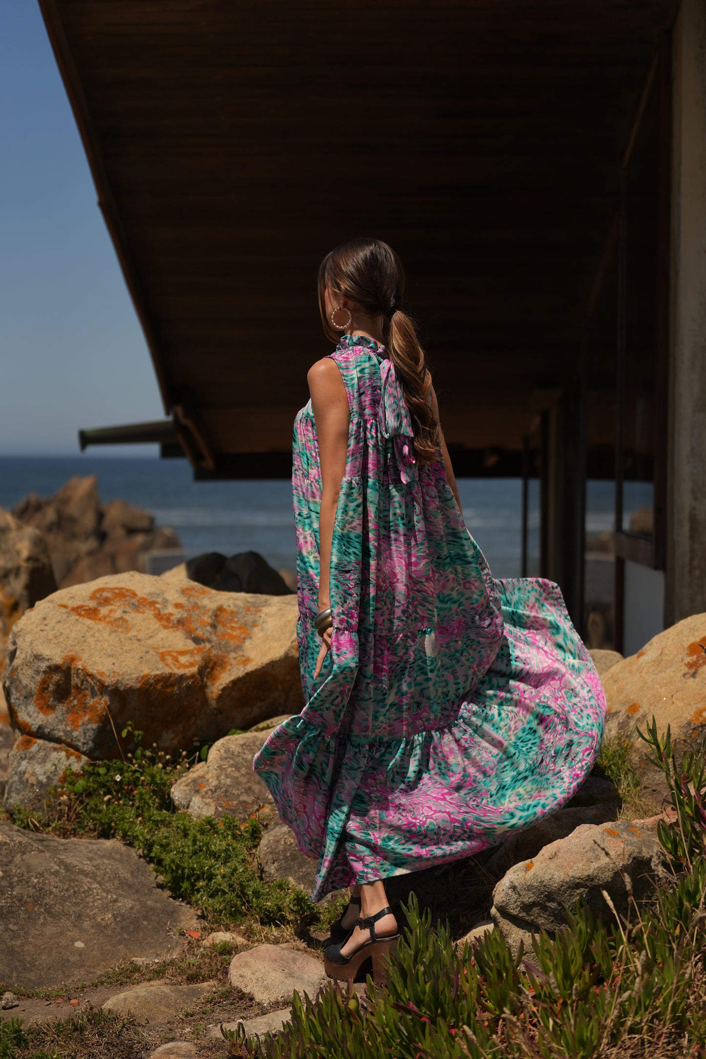 Vestido largo de seda estampada