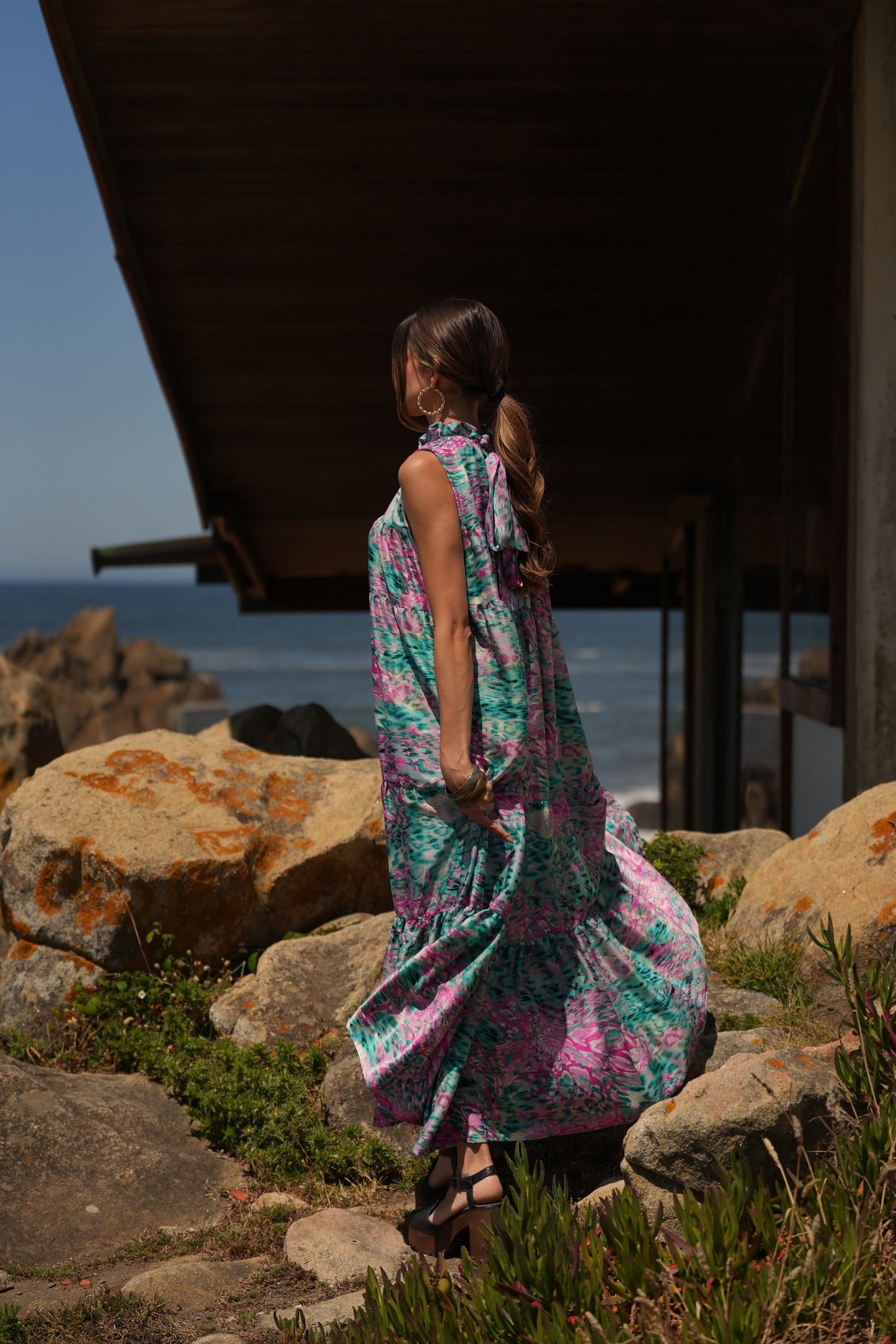 Vestido largo de seda estampada