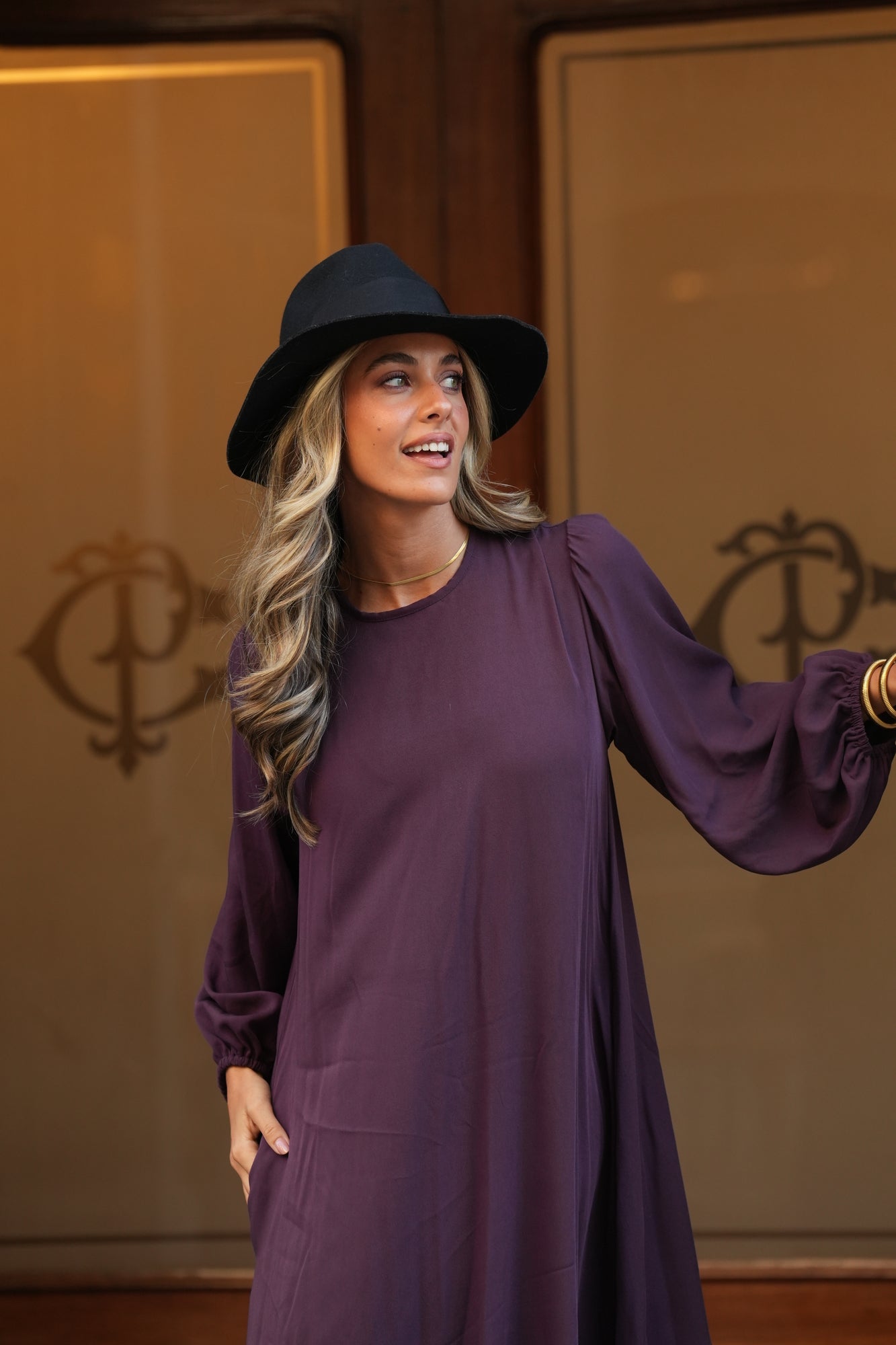 Vestido largo en viscosa burdeos