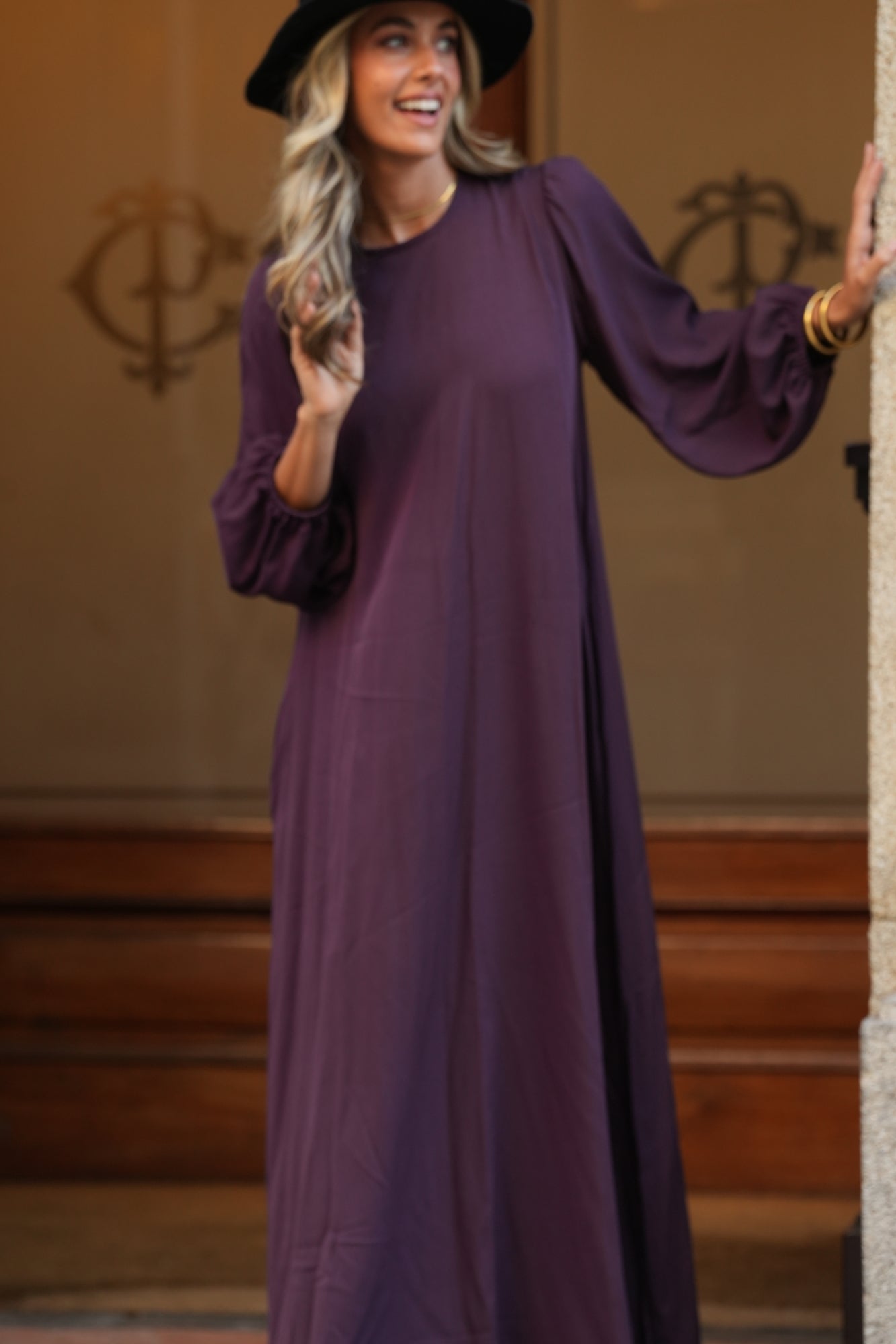 Vestido largo en viscosa burdeos