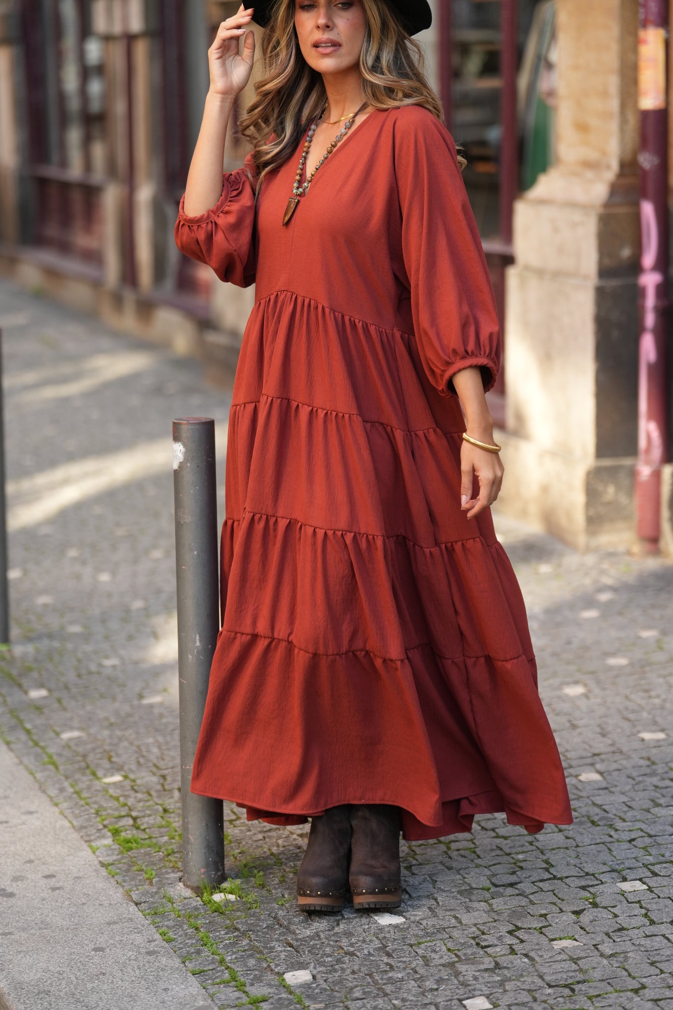 Vestido largo con volantes