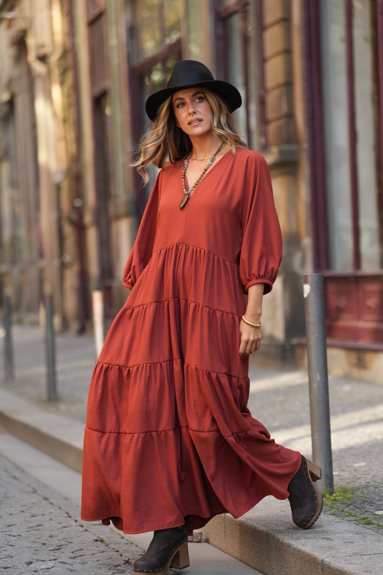 Vestido largo con volantes