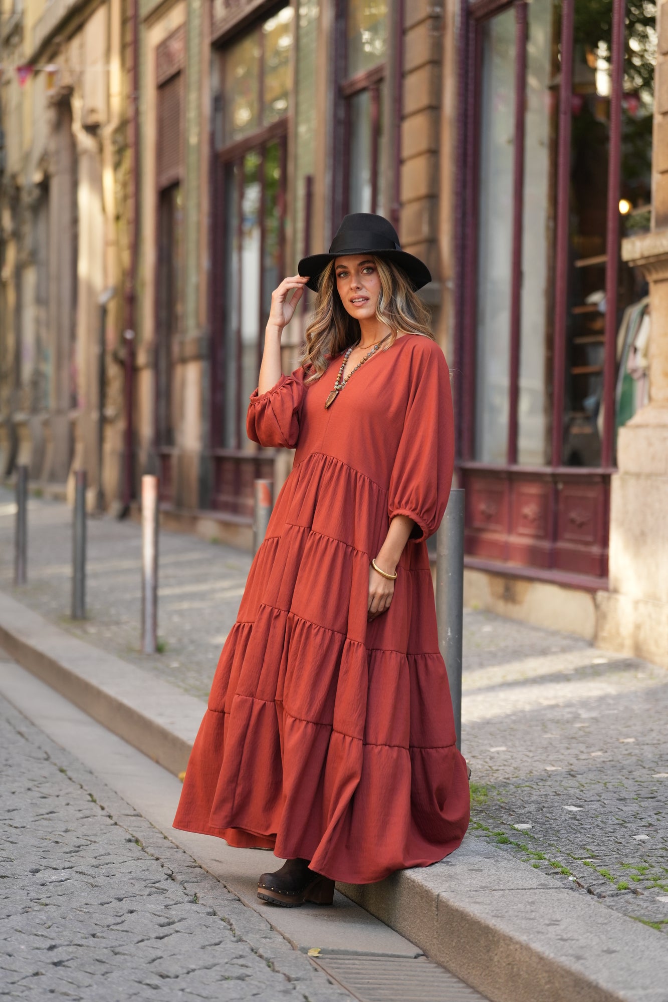 Vestido largo con volantes