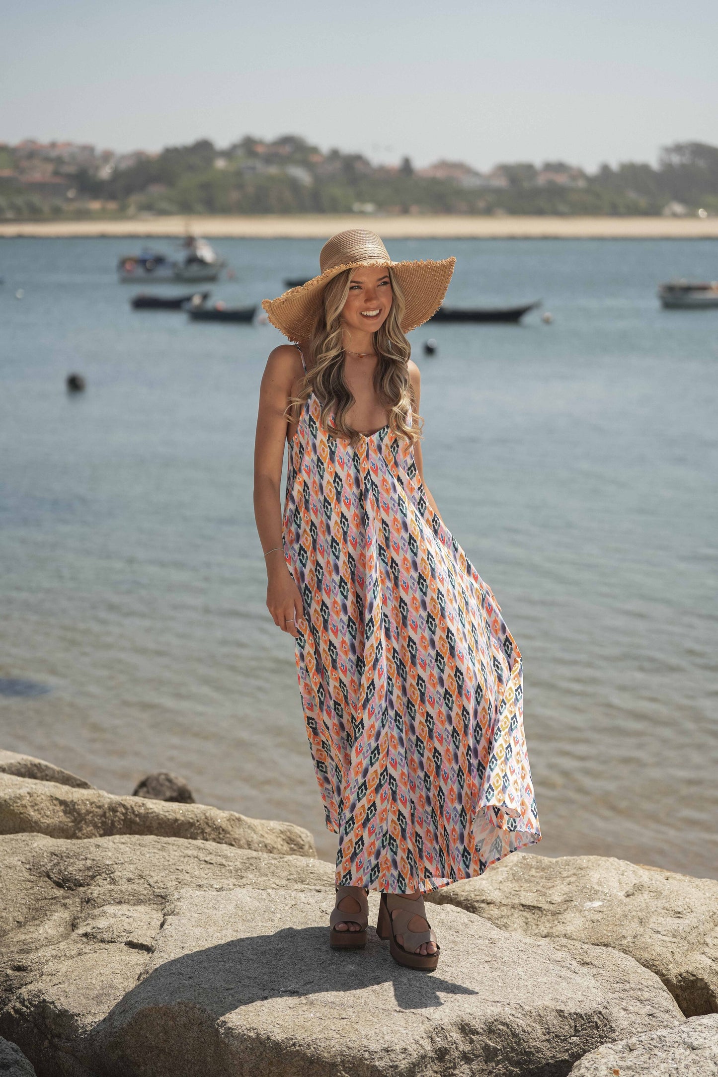 Vestido largo estampado tirantes