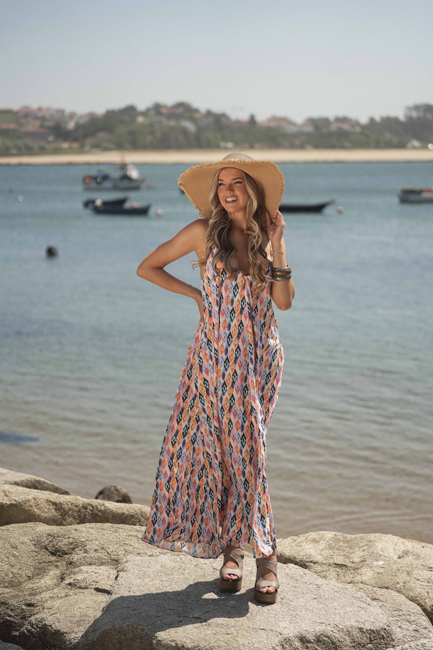 Vestido largo estampado tirantes