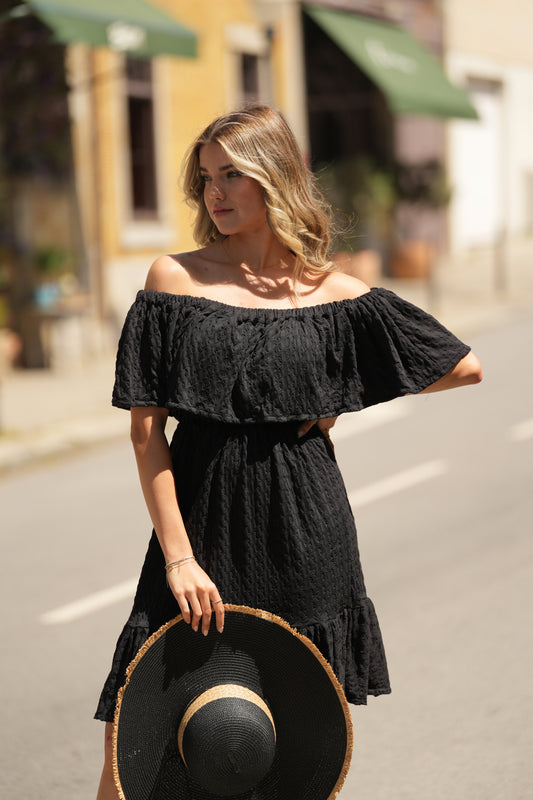 Vestido corto con volante