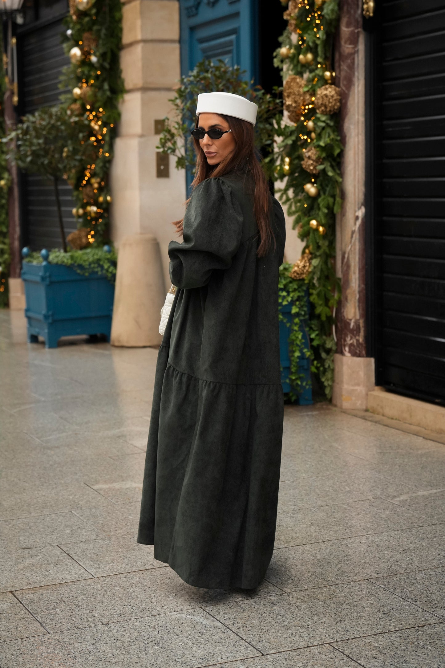 Vestido largo con volante en bombazina