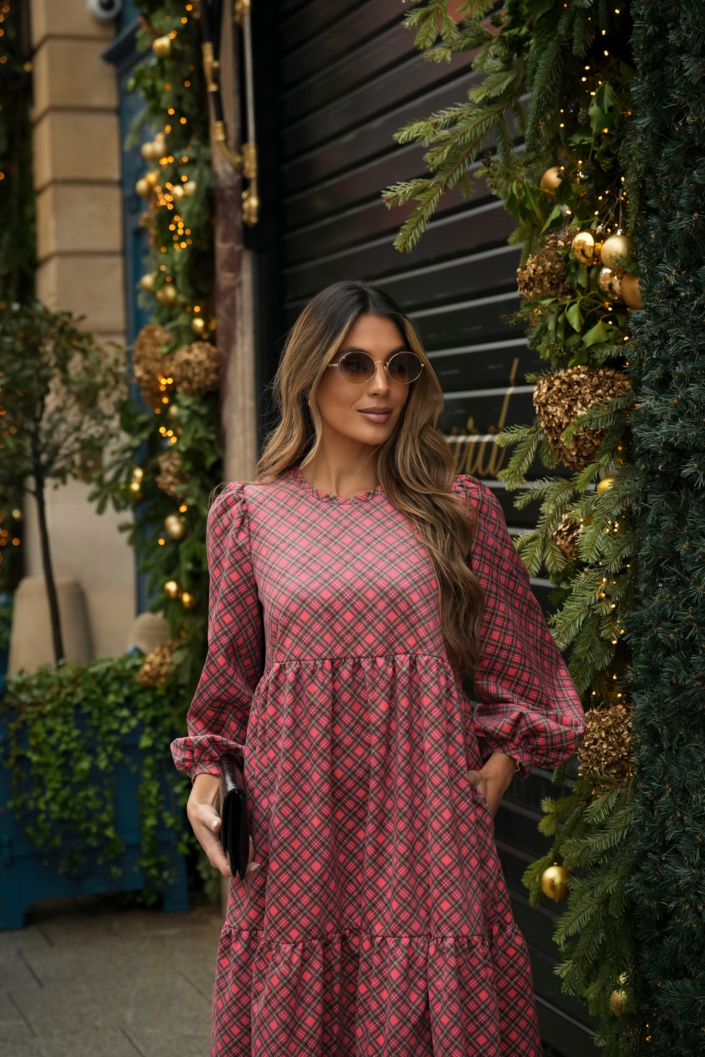 Vestido largo con volantes en bombazina