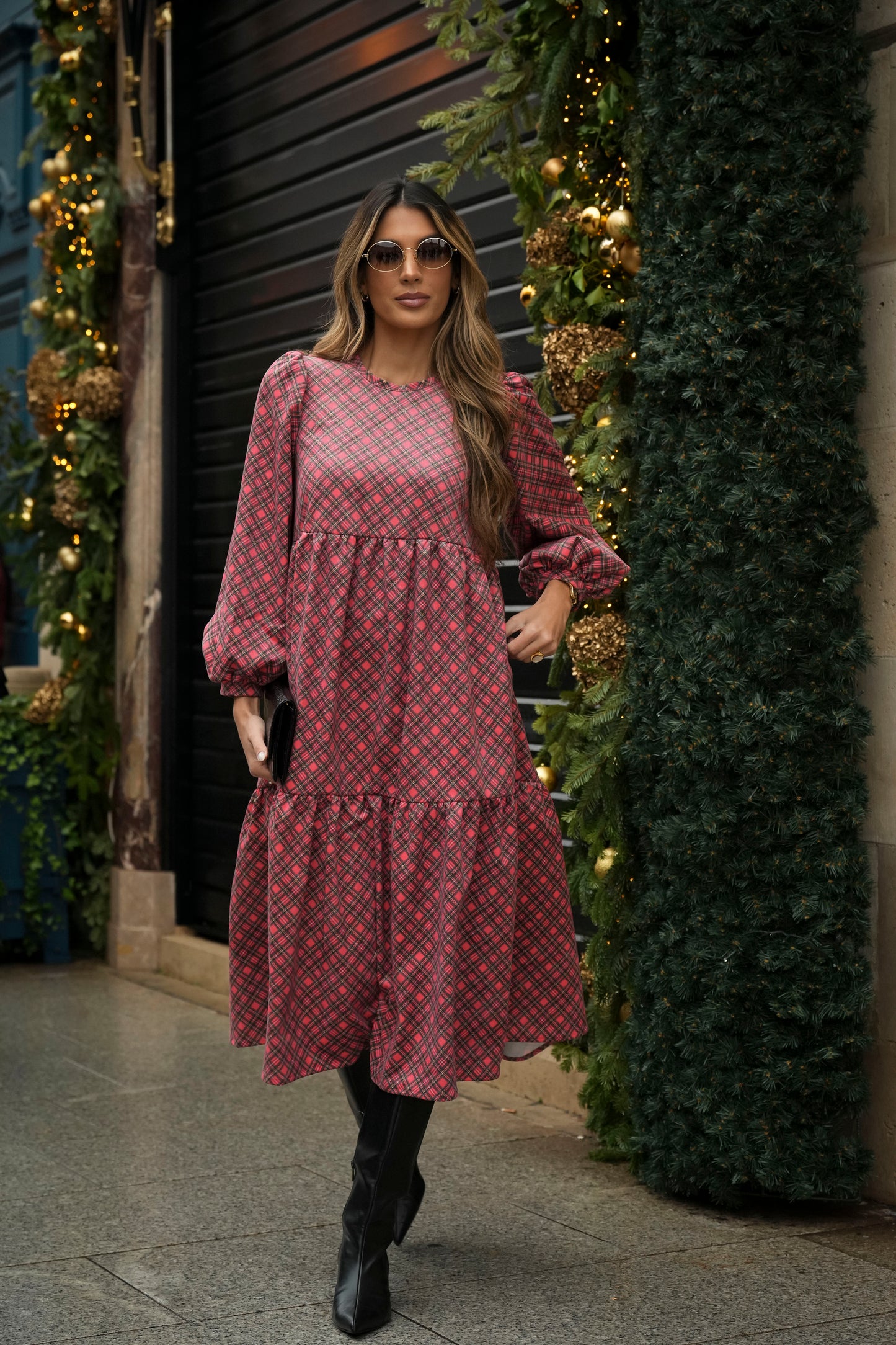 Vestido largo con volantes en bombazina