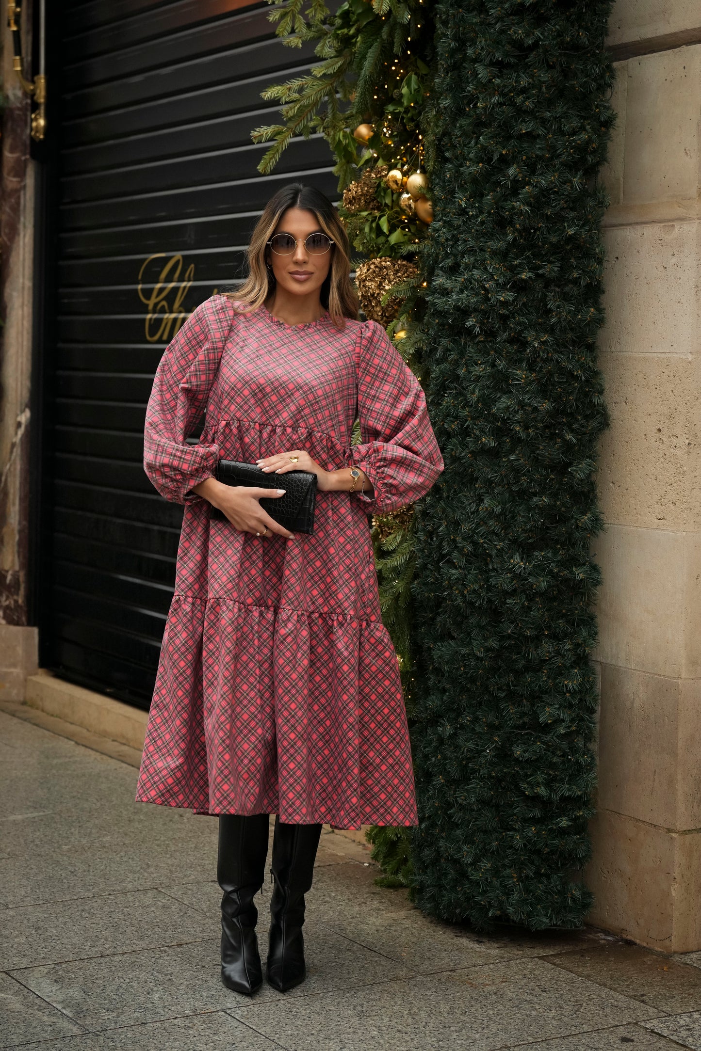 Vestido largo con volantes en bombazina