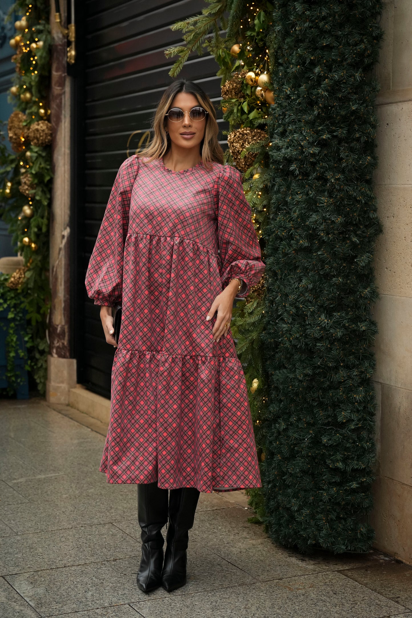 Vestido largo con volantes en bombazina