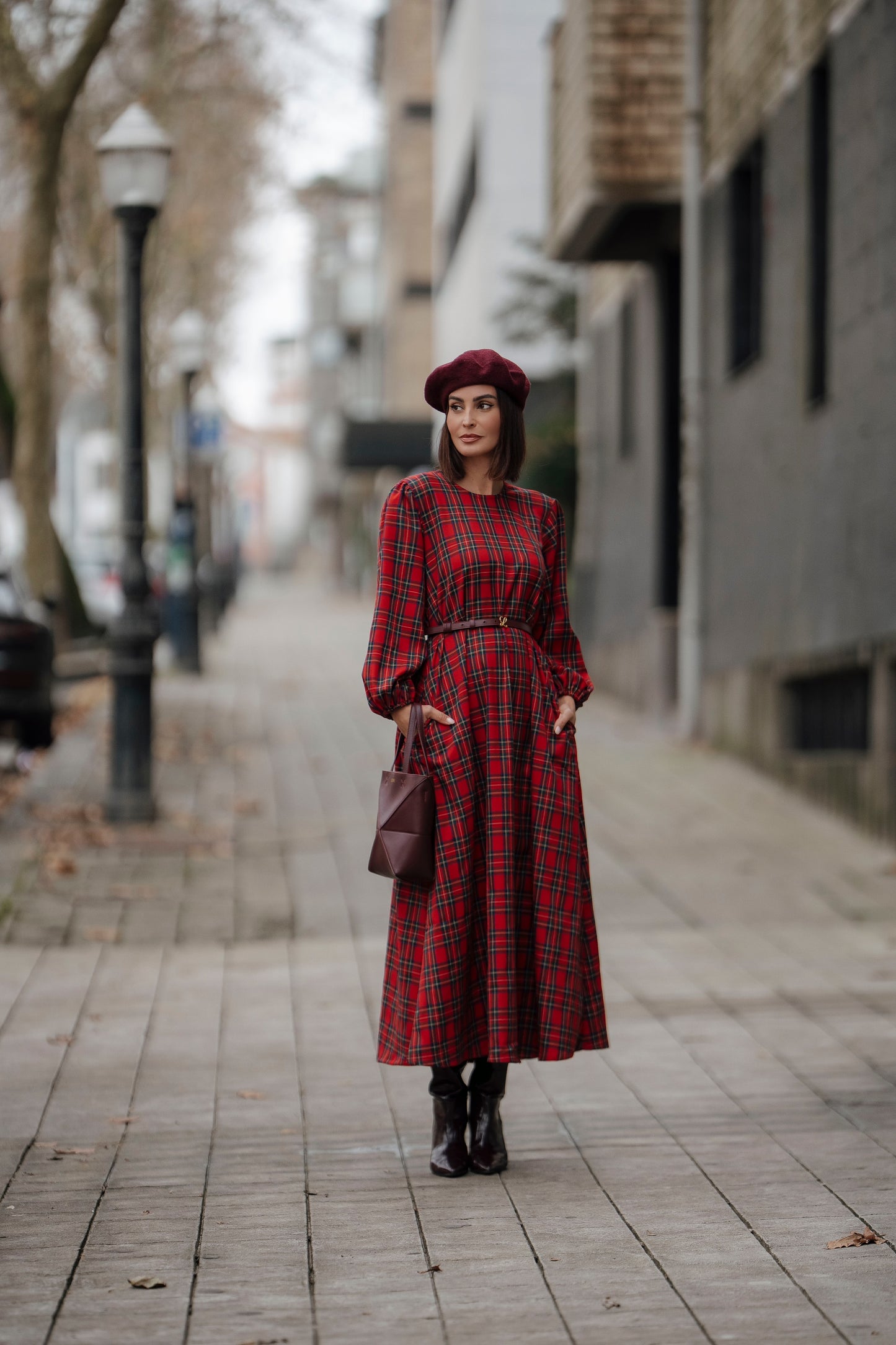 Vestido largo de cuadros rojos