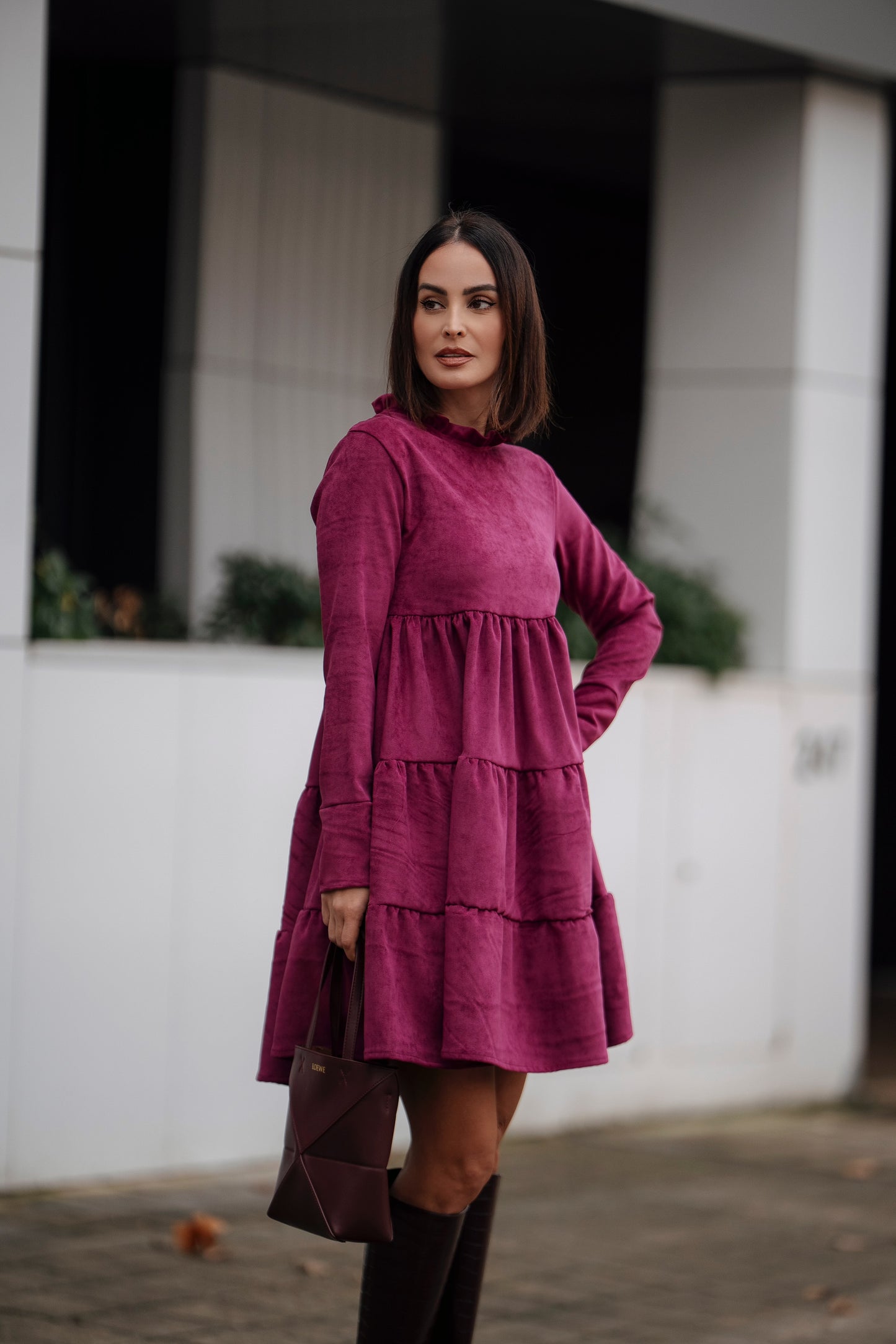 Vestido corto de terciopelo burdeos