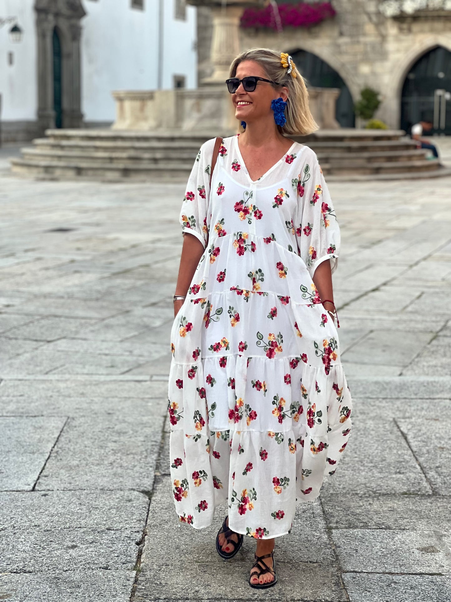 Vestido largo blanco con flores