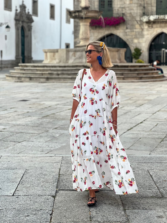 Vestido largo blanco con flores