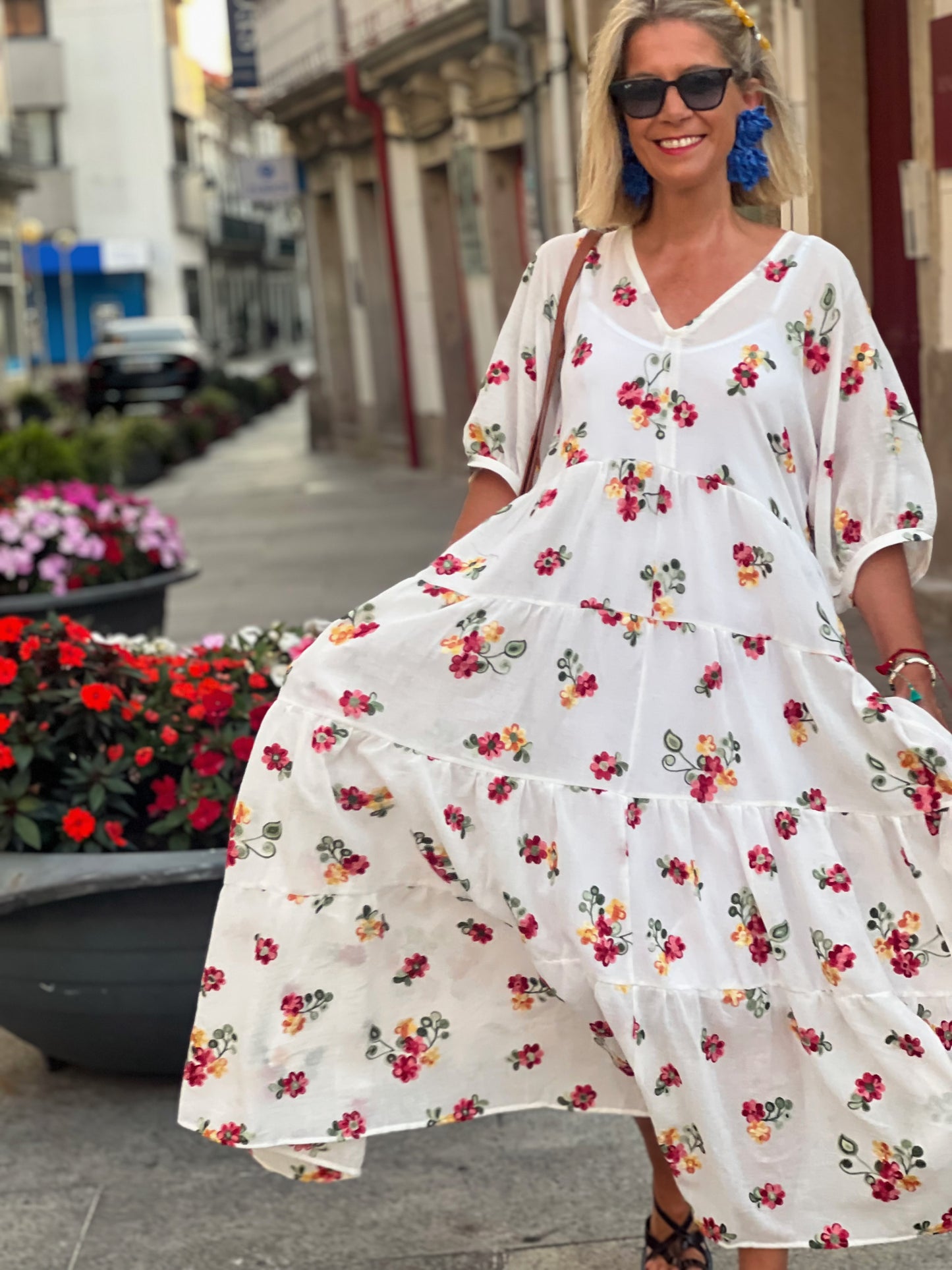 Vestido largo blanco con flores