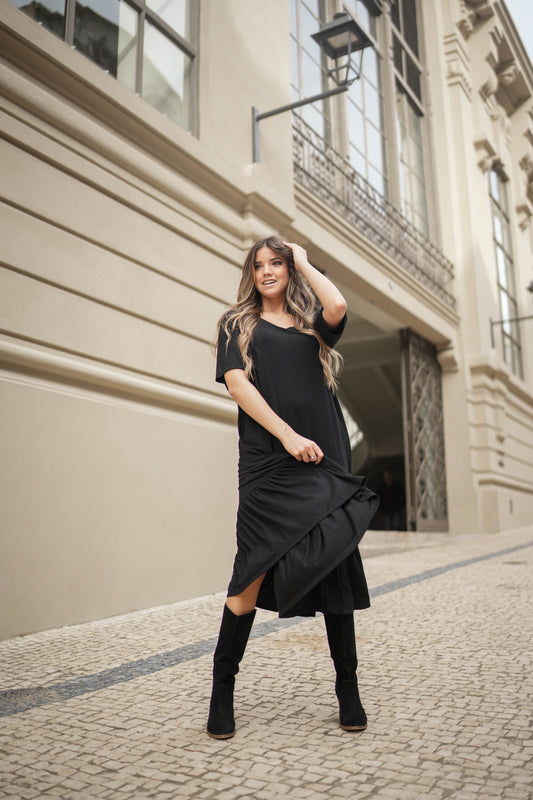 Vestido midi con volante