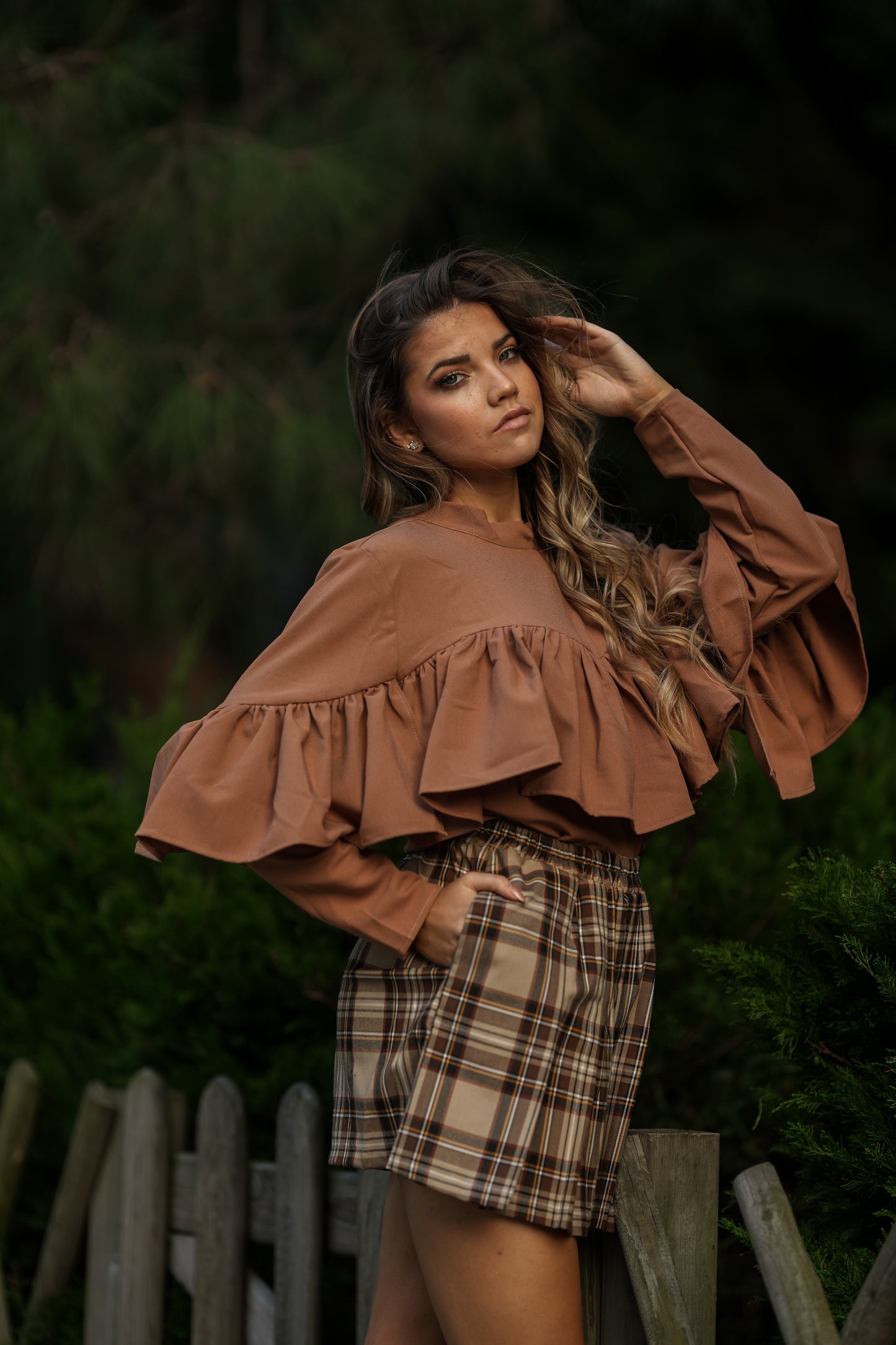 <transcy>Blusa con volante</transcy>