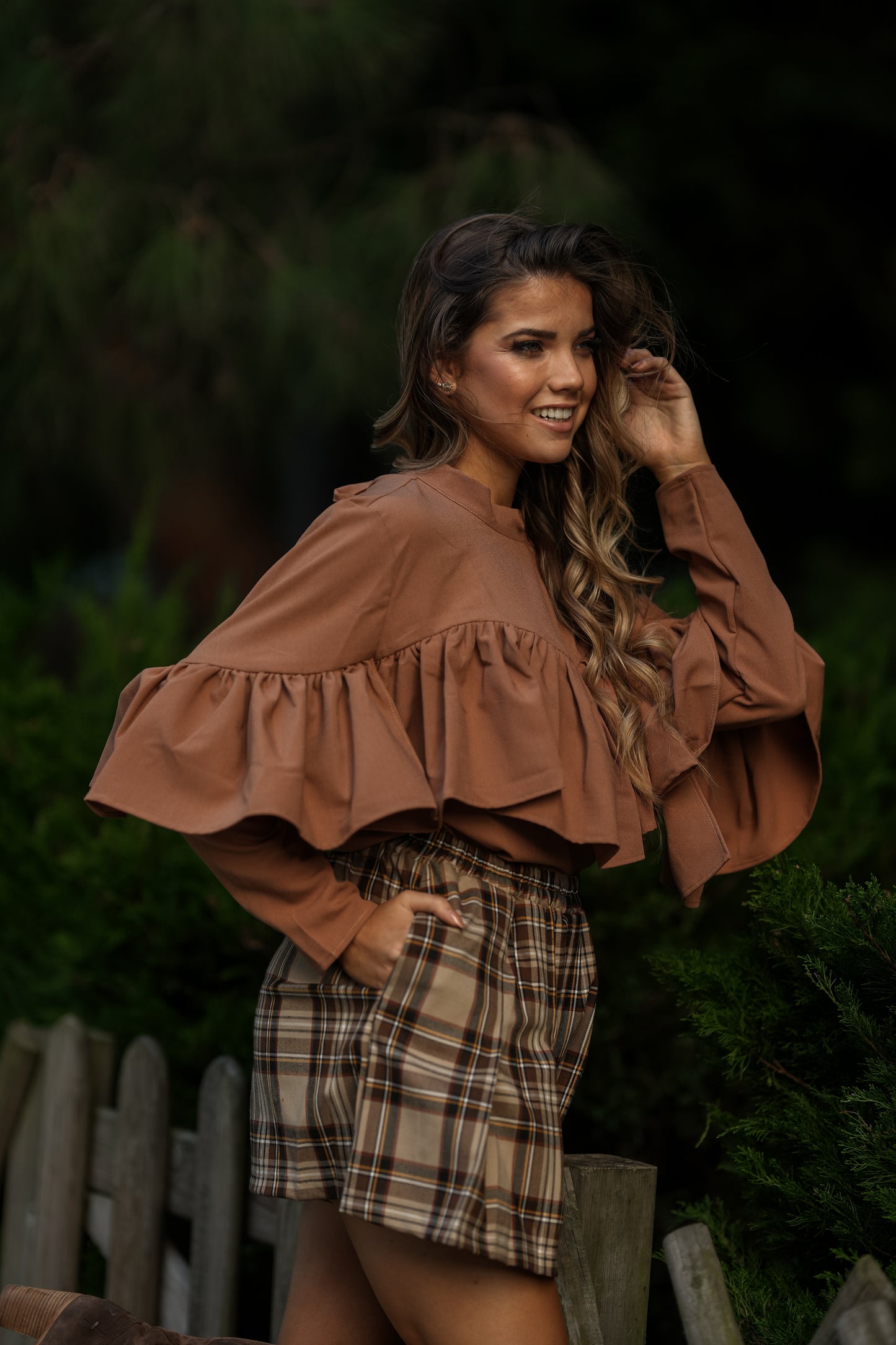 <transcy>Blusa con volante</transcy>