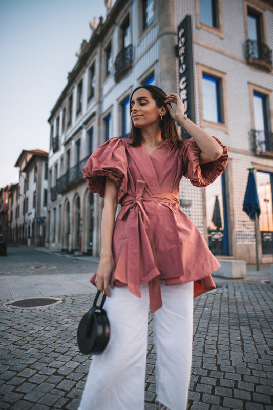 <transcy>Abrigo con cinturón</transcy>